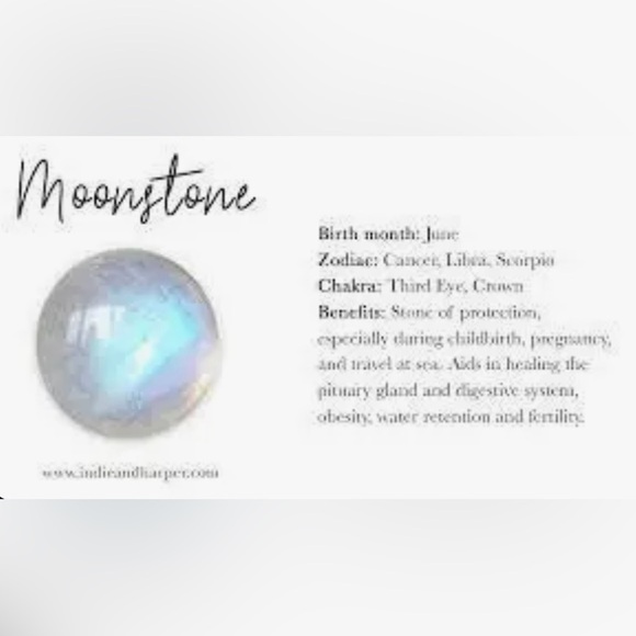 Beautiful Moonstone pendant in a black wrap (jewelers grade wire) - Picture 13 of 16